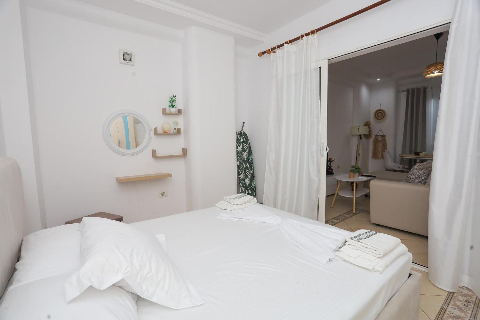New Bazar Selvia Apartment Тирана Екстериор снимка